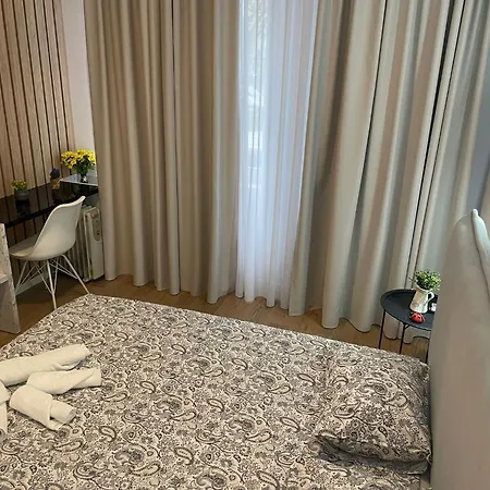 Luxury In Center